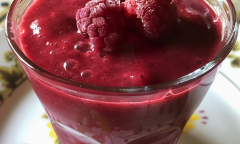 Batido de Frutos Rojos Congelados en, Una Explosión de Sabor y Nutrición